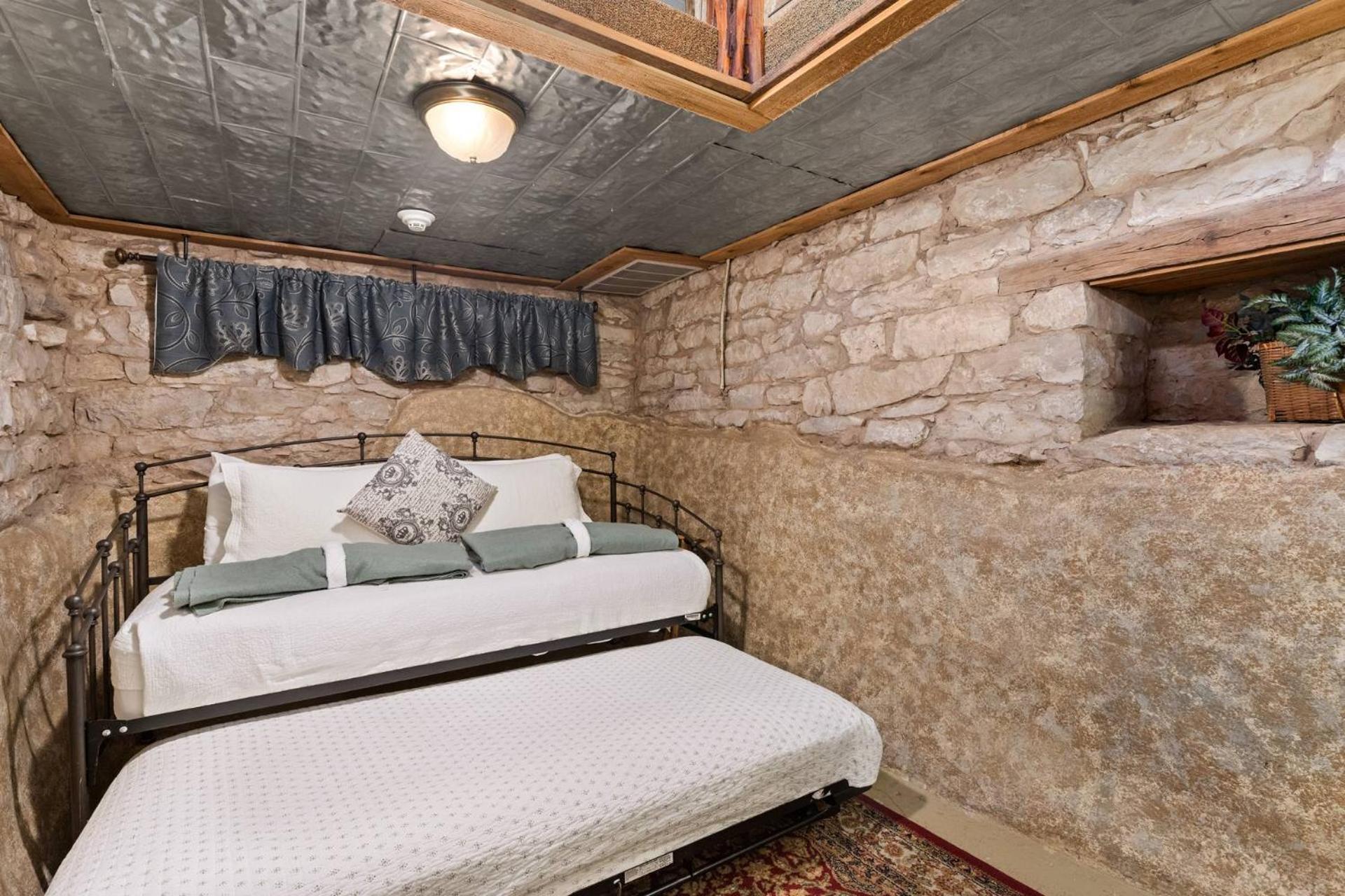 #6 The Root Cellar At Garrison In Gruene Vila New Braunfels Exterior foto